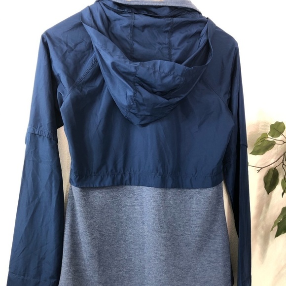 Avia Two Tone Blue Workout Jacket - Picture 6 of 8